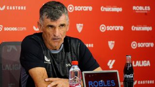 Mendilibar pide tres fichajes muy concretos al Sevilla: "Tenemos que apuntalar la plantilla"  