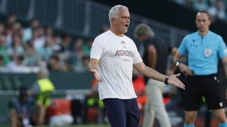 Un jugador de la Roma acusa a Mourinho de "bipolar"