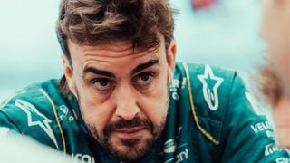 Aston Martín señala a Alonso y sentencia lo que piensan de él