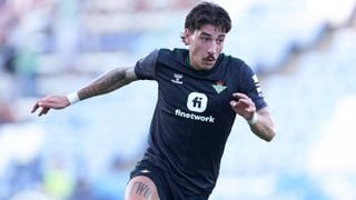 El bético Bellerín lo tiene claro sobre la tentación de jugar en la MLS