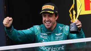 Fernando Alonso y Aston Martin 'pican' a sus rivales