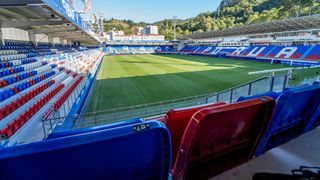 El Eibar ilusiona fichando en el Athletic