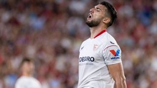 Rafa Mir engrasa la puerta de salida del Sevilla: "No puedo hacer más"