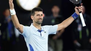 Djokovic activa el modo intimidación en el Open de Australia