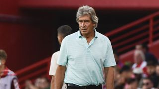 Pellegrini revela cinco bajas en el Betis contra el Hernán Cortés y se muestra ambicioso