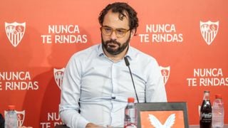 Dura sanción para Víctor Orta por su incidente con Gil Manzano en el Sevilla-Girona