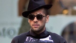 Lo que Neymar le ha dejado a Dani Alves para salir antes de la cárcel