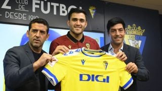 El Pacha Espino 'ayudó' en el fichaje de Maxi Gómez por el Cádiz