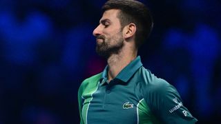 Primer problema para Djokovic en el Open de Australia