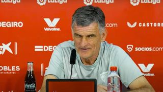 Mendilibar habla de su futuro en el Sevilla, cuenta una anécdota de los penaltis y quien no viajará a Donosti