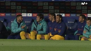 Lamentable: Jordi Alba y Ferrán Torres se ensañan con Óscar Gil