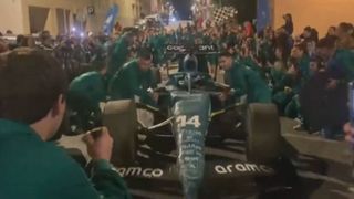 Fernando Alonso logra la '33' durante el Carnaval