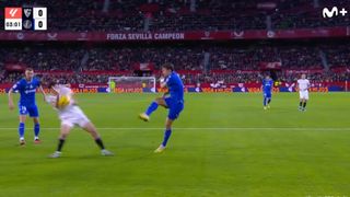 El penalti que ha costado el 0-1 al Sevilla ante el Getafe a los cinco minutos