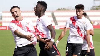 Sevilla Atlético 2 - 0 Yeclano: La felicidad en Nervión la trae el filial  