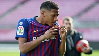 Todibo: cinco partidos en el Barça y más de 20 millones de beneficio