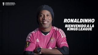 La bomba de Ibai Llanos: ¡Ronaldinho jugará en la Kings League!