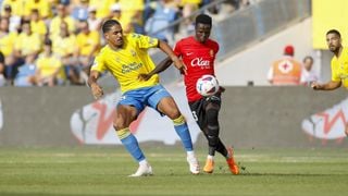 El padre de un jugador de Las Palmas: "Casi muere dos veces"