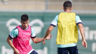 Assane Diao y Riad, dos novedades para Pellegrini en el entrenamiento del Betis