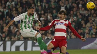 LaLiga denuncia cánticos contra el Sevilla en el Betis - Granada y contra Imanol en el Athletic - Real Sociedad