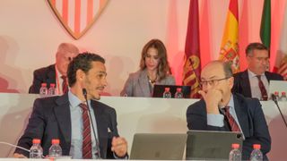 El Sevilla recurre a un prestamista extranjero ante el agujero de 60 millones 'imprevisto' 