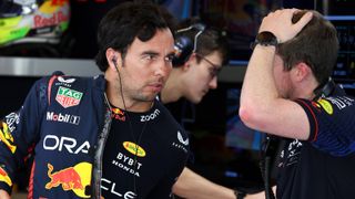 Red Bull explica el 'adiós' de Checo Pérez y la Fórmula 1 arde