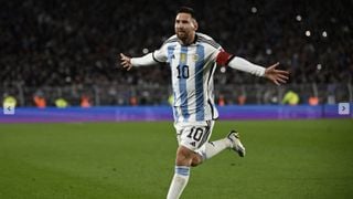 Messi lo vuelve a hacer y en Argentina ya pierden la cuenta