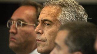 Jeffrey Epstein y su lista: Faltan horas para conocer los famosos que acompañaban al magnate y depredador sexual a sus fiestas con menores