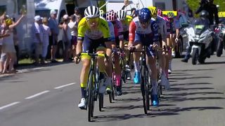 El Tour de Francia no cede ante la queja de los corredores
