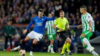 El Rangers, rival del Betis en Europa League, echa a su entrenador