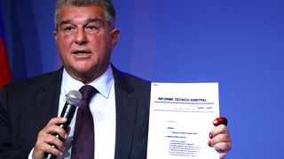 El presidente del CSD le echa un cable al Barça en el 'Caso Negreira'