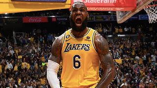 Los Lakers retirarán la camiseta de LeBron James