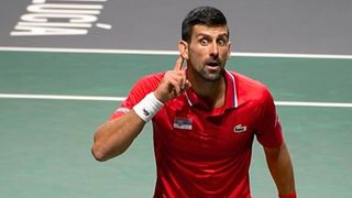Djokovic, desolado y Serbia, denunciada