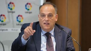 Tebas carga duramente contra Rubiales tras su no dimisión al frente de la RFEF