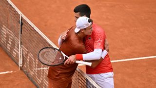 Un autocrítico Djokovic hace un guiño a Rafa Nadal y Roland Garros tras caer en Roma