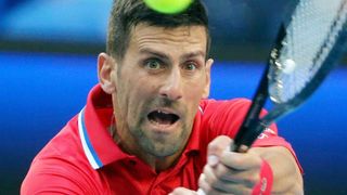 Novak Djokovic, eliminado, lesionado y... con dudas para el Open de Australia
