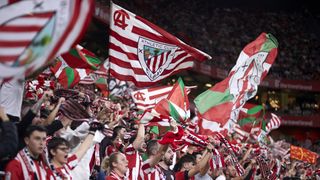 El Athletic riñe y tira de las orejas a su afición