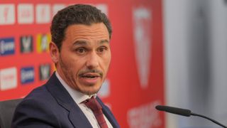 Del Nido Carrasco anuncia su primer 'fichaje' como presidente del Sevilla, un nuevo delantero