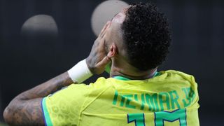 El tiempo de baja que estará Neymar pone en peligro lo que resta de su carrera