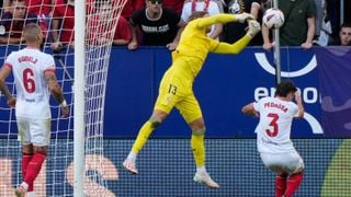 Nyland le quita el puesto a Dmitrovic en la portería del Sevilla FC
