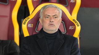 Jorge Mendes encuentra trabajo rápido para José Mourinho: ofrecido al Nápoles