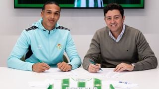 Los objetivos de Yanis Senhadji tras firmar su nuevo contrato con el Betis